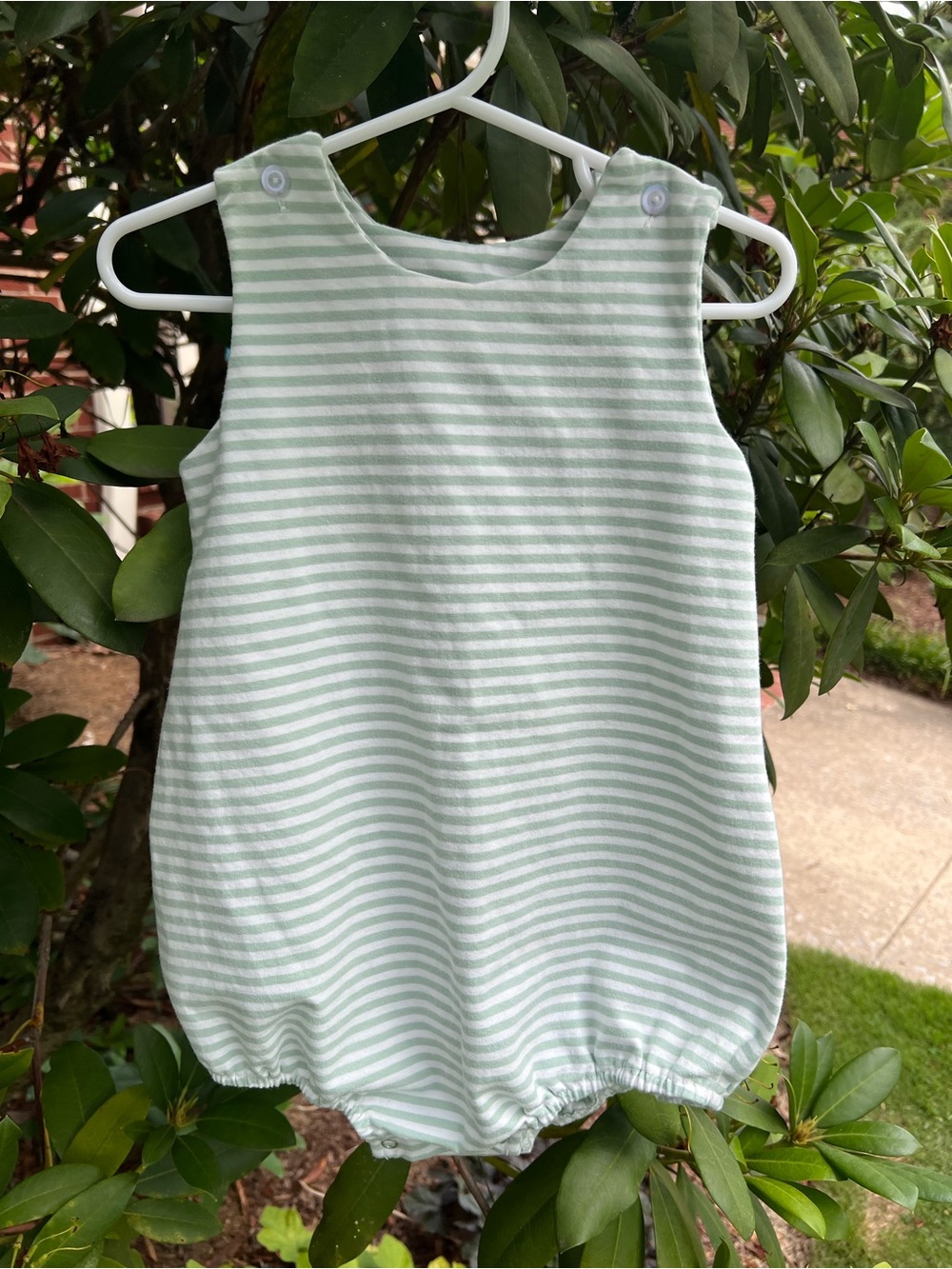 NWOT Stitchy Fish green and white striped bubble romper 3T
